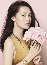 李沁時尚質(zhì)感大片曝光 演繹優(yōu)雅知性美