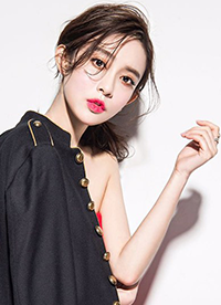 一年級(jí)孟子義寫(xiě)真曝光 香肩半露性感撩人