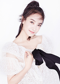 宋茜雜志封面拍攝大片 完美詮釋風(fēng)格小姐