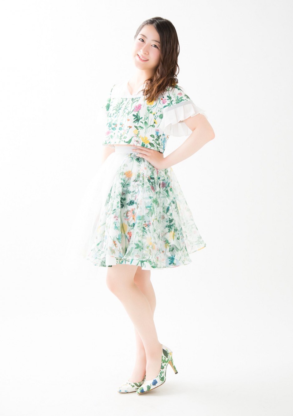 渡邊麻友最新寫真集曝光 嬌俏靈動(dòng)詮釋別樣性感