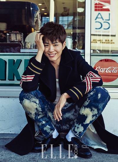 樸寶劍雜志封面畫報公開 帥氣時尚笑容迷人