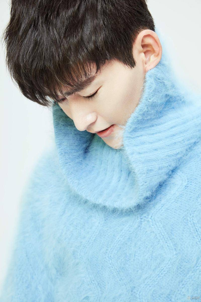 張翰最新寫真大片曝光 冬日暖男上線