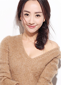 楊蓉冬日暖心寫真大片 笑意盈盈盡顯婉約甜美”