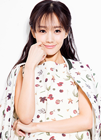 李一桐最新寫真曝光 干凈素雅猶如仙子般靈動(dòng)