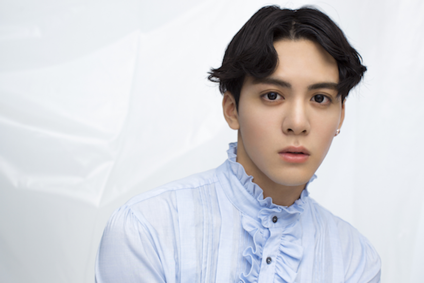 大眼仔曾舜晞時尚寫真變身&ldquo;巴洛克王子&rdquo;