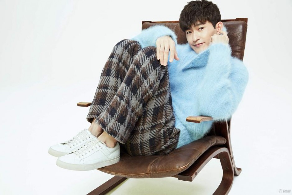 張翰最新寫真大片曝光 冬日暖男上線