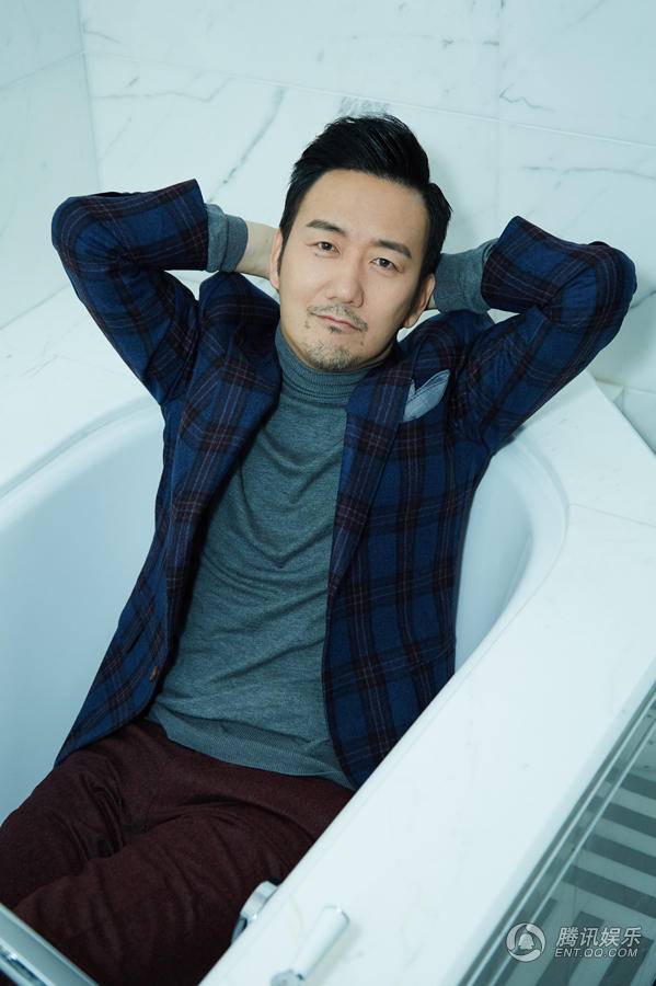 筷子兄弟王太利寫真曝光 眼神深邃展萌叔魅力