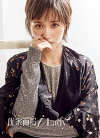 演員王子文曝最新寫(xiě)真 性感露肩玩轉(zhuǎn)歐美風(fēng)