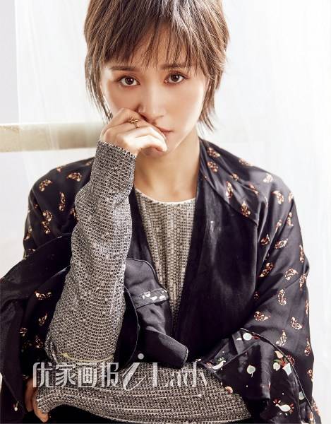 演員王子文曝最新寫真 性感露肩玩轉(zhuǎn)歐美風(fēng)