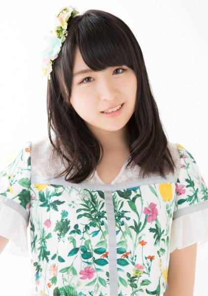 渡邊麻友最新寫真集曝光 嬌俏靈動詮釋別樣性感