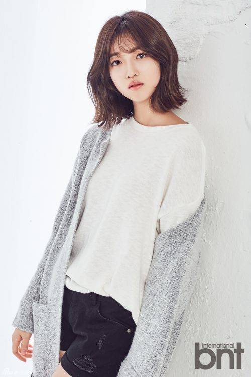 韓國演員表藝珍寫真畫報(bào) 自然清新展迷人魅力