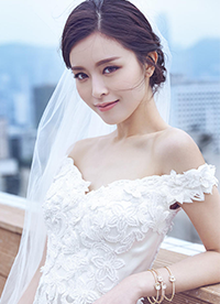 文詠珊婚紗造型寫真曝光 美目盼兮脈脈含情
