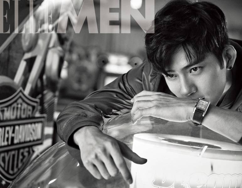 井柏然雜志封面寫真大片 演繹復古懷舊大神范兒