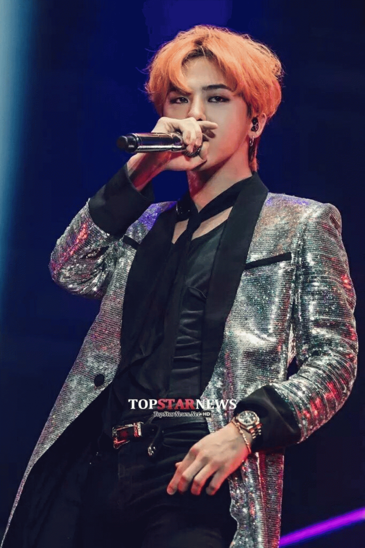 權(quán)志龍圖片