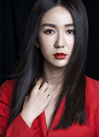 婁藝瀟烈焰紅唇時尚寫真 霸氣果敢女王范十足