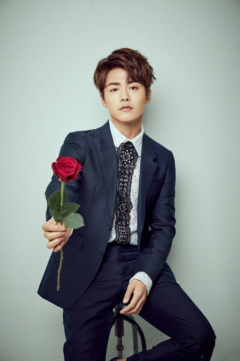 馬天宇輕熟男寫(xiě)真照 陽(yáng)光男神顏值爆表