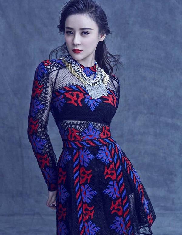 袁姍姍最新寫真圖片 紅唇性感妖嬈復古