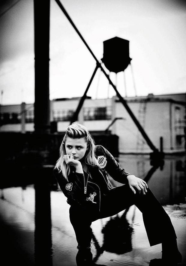 &ldquo;超殺女&rdquo;科洛莫瑞茲時尚大片 上演壞女孩造型