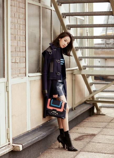 宋茜時尚雜志寫真大片 瀟灑隨性現(xiàn)代感十足