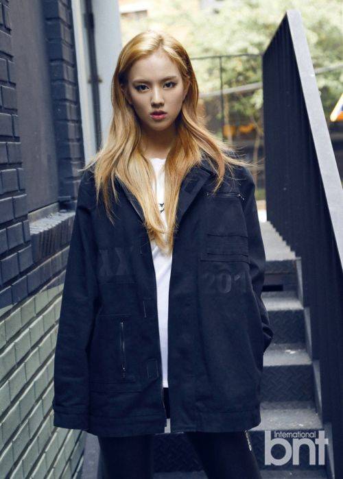 韓國歌手Unpretty Janey寫真 金色長發(fā)凸顯氣質(zhì)