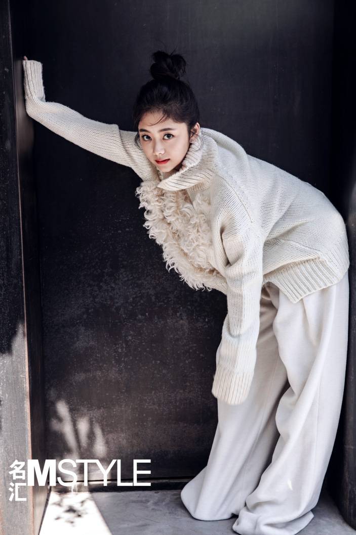 譚松韻時尚寫真大片 清新亮麗盡顯迷人風(fēng)范