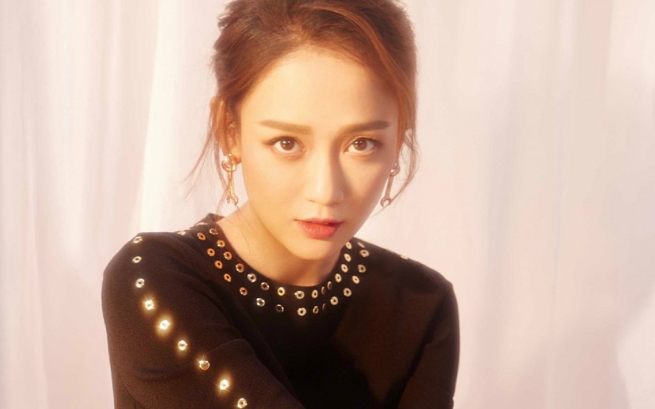 陳喬恩時(shí)尚大片曝光 靈動(dòng)甜美盡顯唯美氣質(zhì)