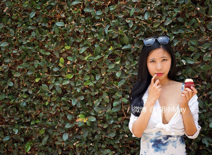 胡小May 吃貨也可以性感和美麗