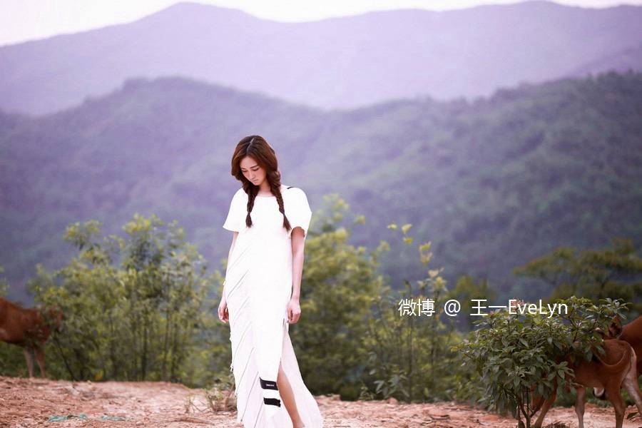 真不敢相信 王一EveLyn居然是能玩轉(zhuǎn)高冷和慈善的妹紙