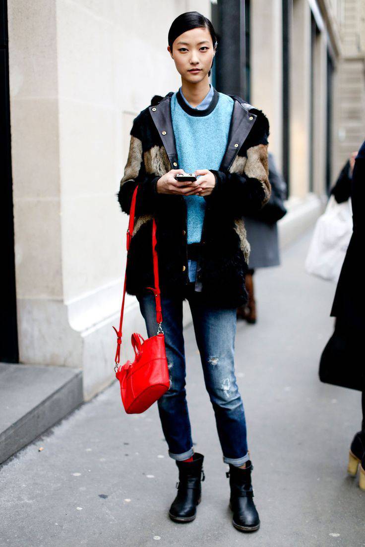 韓國(guó)模特樸智慧時(shí)尚簡(jiǎn)約實(shí)用街拍