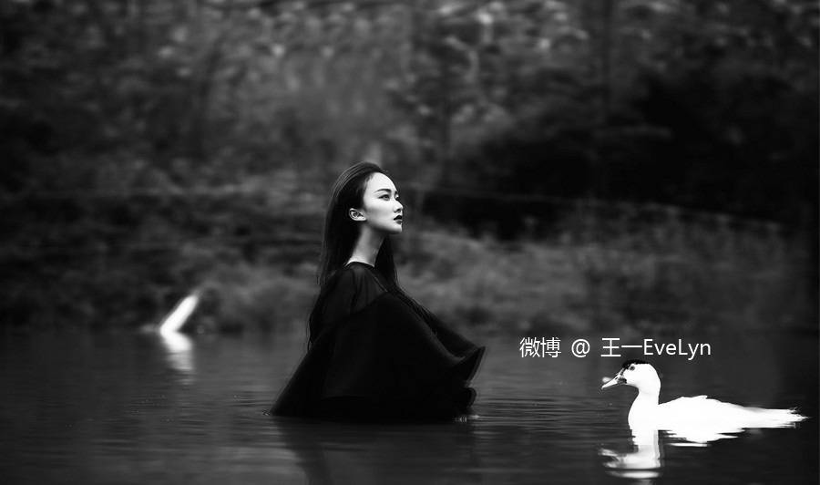 真不敢相信 王一EveLyn居然是能玩轉(zhuǎn)高冷和慈善的妹紙