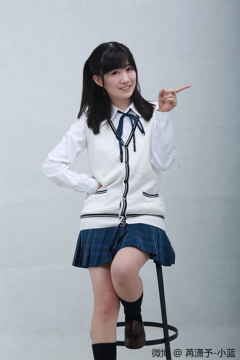 B站舞蹈系元?dú)饷郎倥{(lán) 來自二次元的治愈系少女