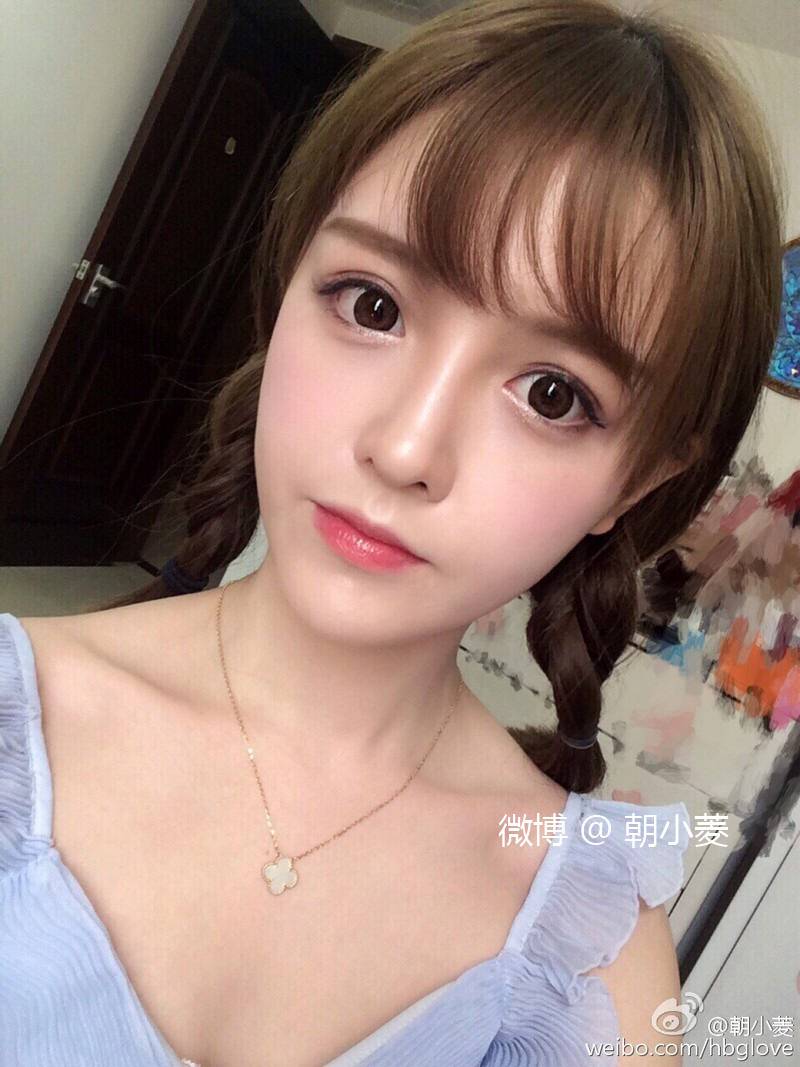 宅男們小心你們的鼻血 朝小菱根本就是個(gè)人造娃娃好嘛