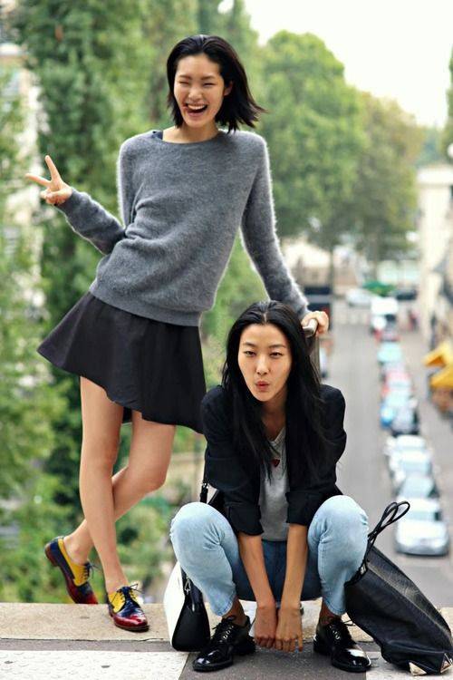 韓國(guó)模特樸智慧時(shí)尚簡(jiǎn)約實(shí)用街拍
