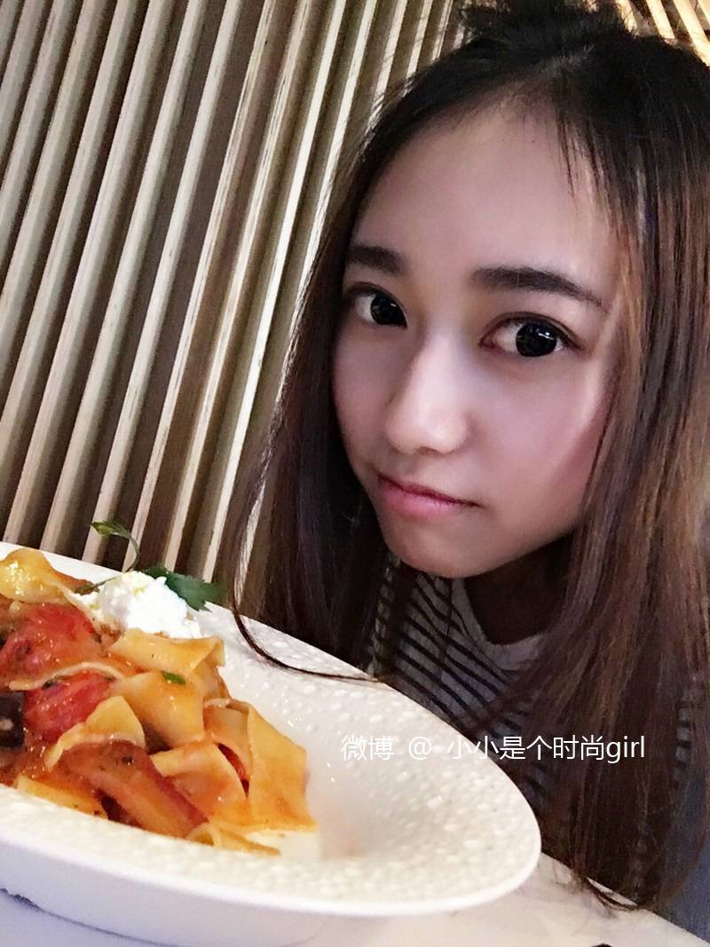 宅男福利 小小是個(gè)時(shí)尚g(shù)irl是日劇里走出來的暖系萌妹嗎