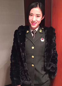 女兵都很土？ 叫我色魔Semoo可是會(huì)穿衣星人哦”