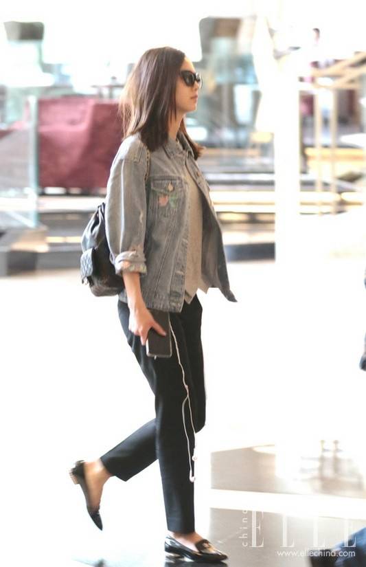 劉詩詩街拍生活照大曝光 私下搭配衣品超贊