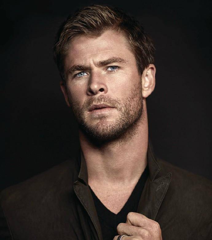 &ldquo;錘哥&rdquo;克里斯全新寫(xiě)真大片 帥氣又有型