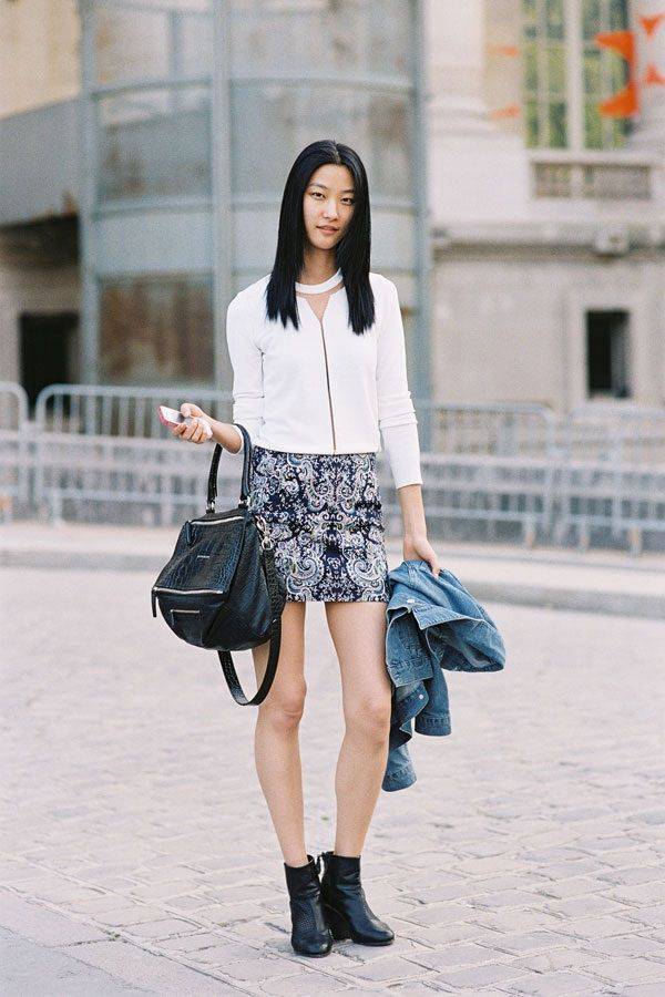 韓國模特樸智慧時(shí)尚簡約實(shí)用街拍