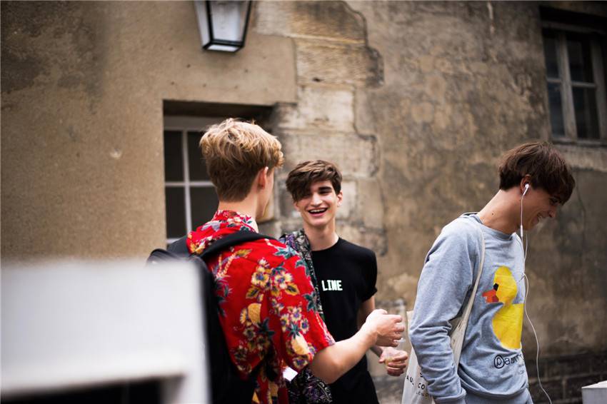 歐美型男街拍 演繹2016最潮時尚搭配