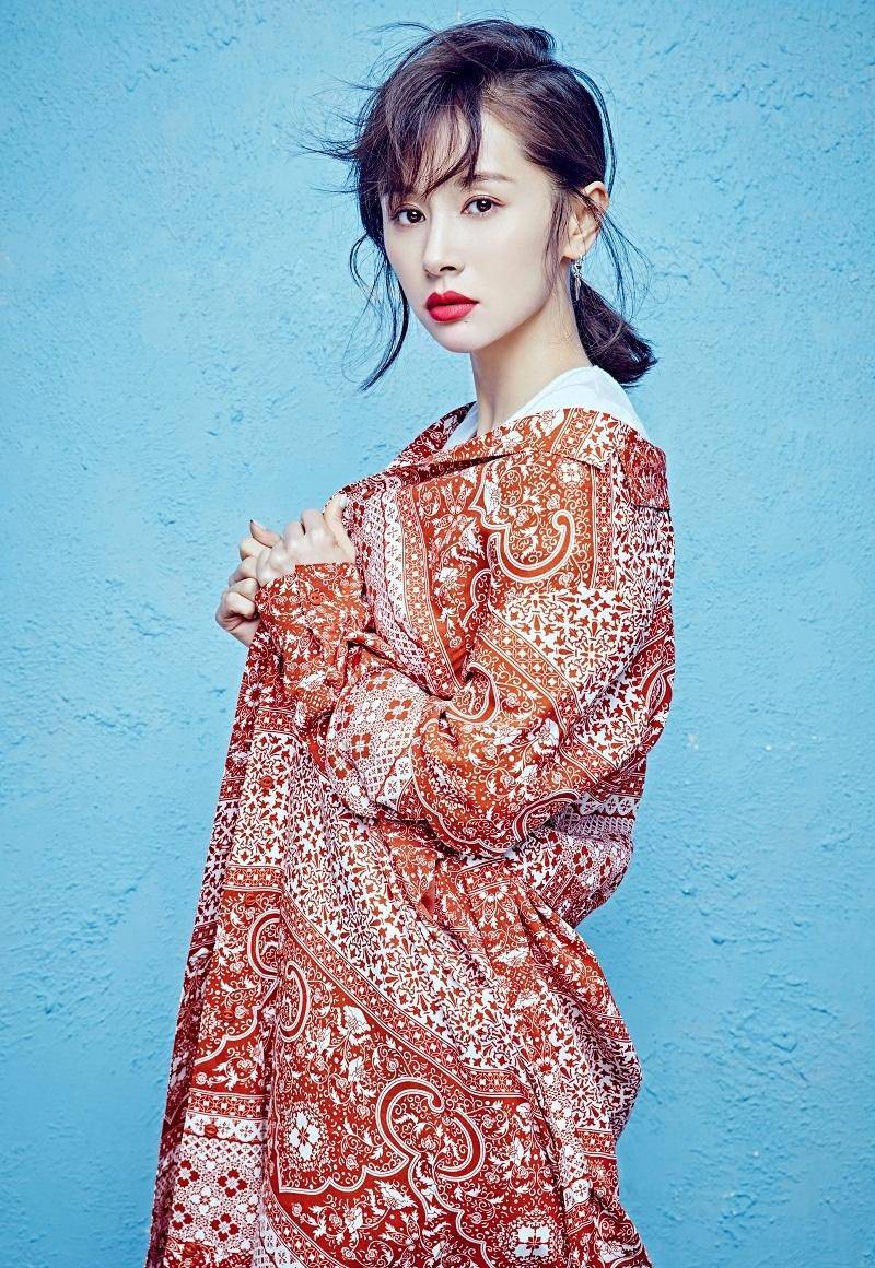 風(fēng)情萬種迷人小妖精王子文寫真圖集