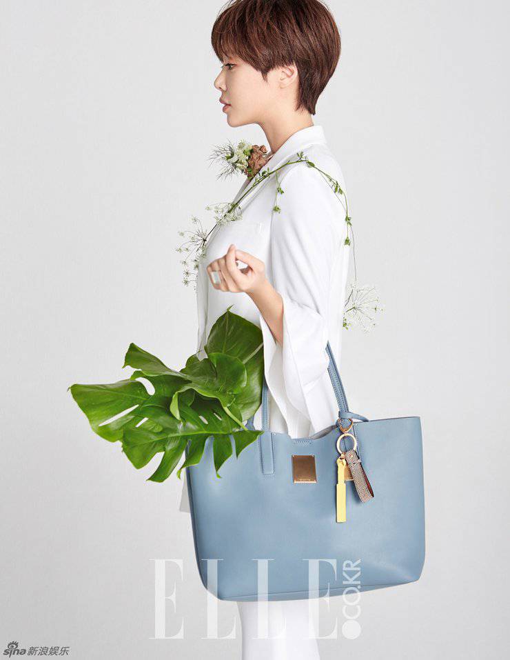 韓星黃正音短發(fā)造型攝影寫真 時尚獨(dú)特魅力十足