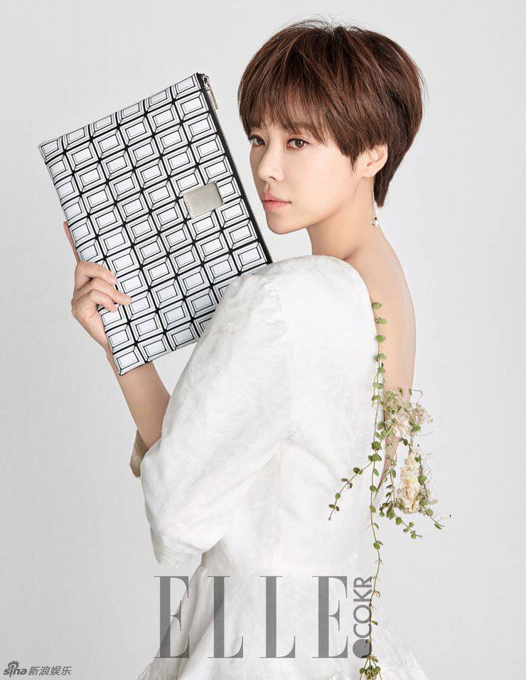 韓星黃正音短發(fā)造型攝影寫真 時尚獨(dú)特魅力十足