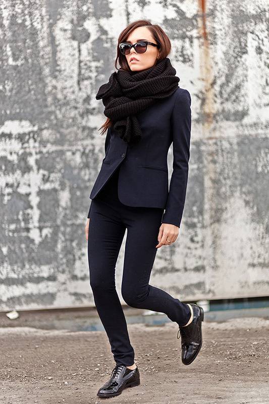 平底鞋怎么搭配?看歐美時尚達人的穿搭方法