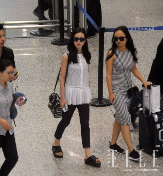 劉詩詩街拍生活照大曝光 私下搭配衣品超贊