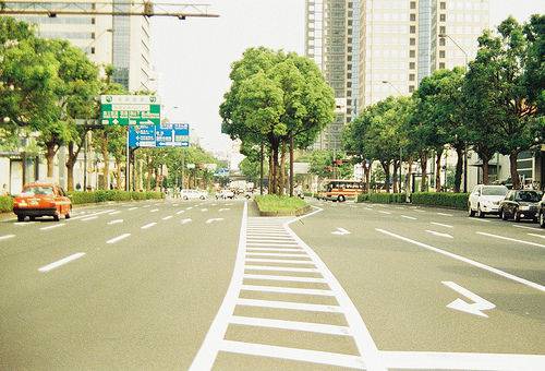 唯美清新小鎮(zhèn)街道風(fēng)景圖片欣賞