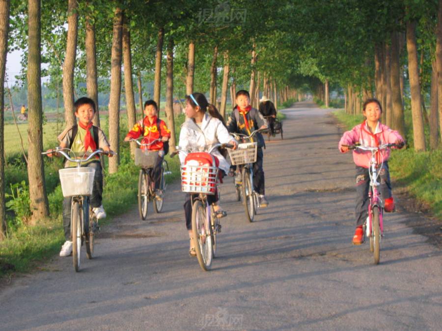 夢見自己去上學(xué)是什么意思 有什么預(yù)示