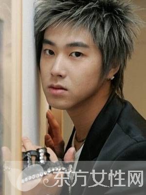 5款韓式男士發(fā)型 讓你男士氣概十足