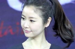 瘦臉發(fā)型扎法 圓臉女生怎么扎頭發(fā)好看