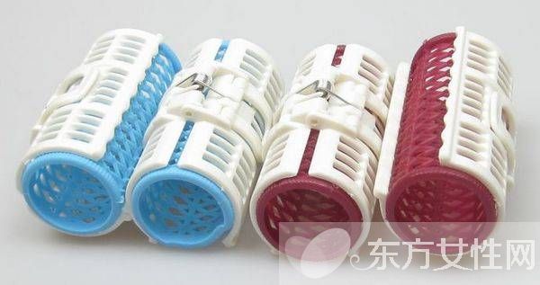 卷發(fā)夾怎么用 看日本妹子簡(jiǎn)單發(fā)夾玩弄百變?cè)煨?  height=