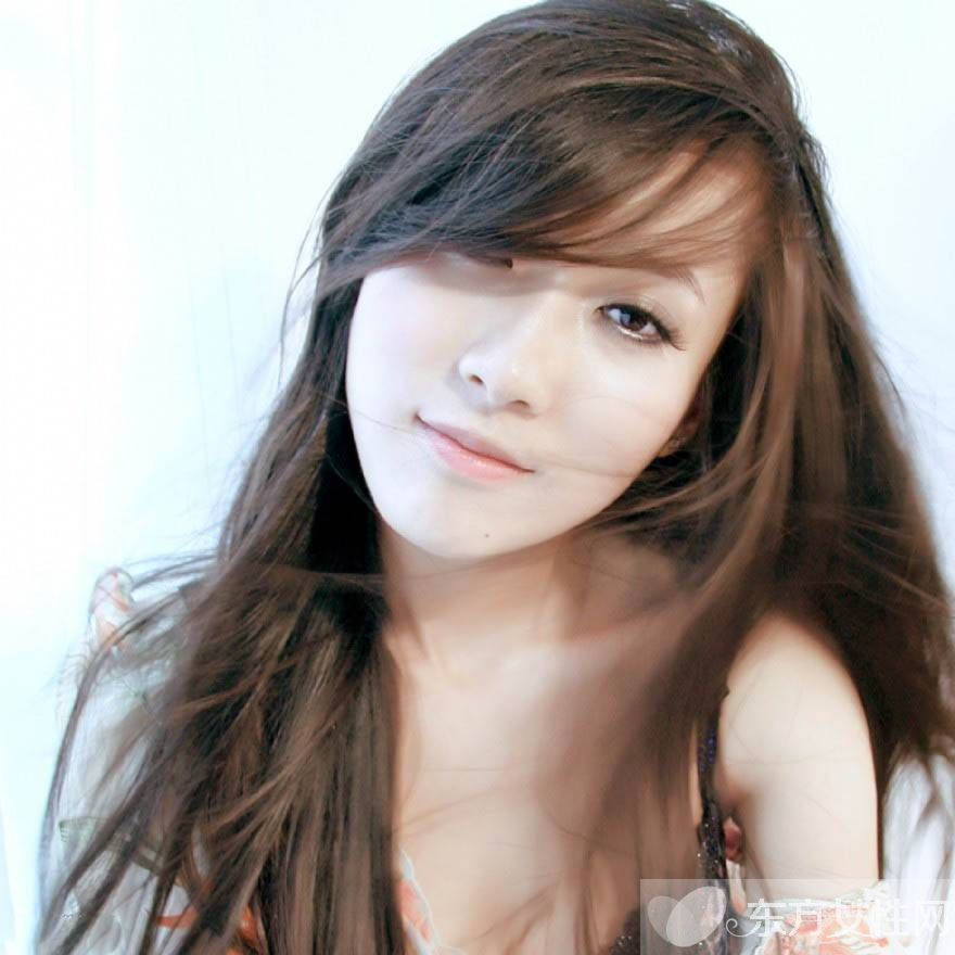 讓頭發(fā)柔順的方法 擁有烏黑盈亮的秀發(fā)就這么簡(jiǎn)單